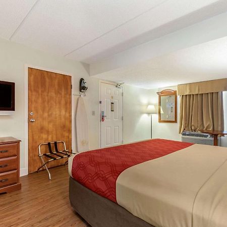 Econo Lodge Inn & Suites Lugoff Eksteriør billede