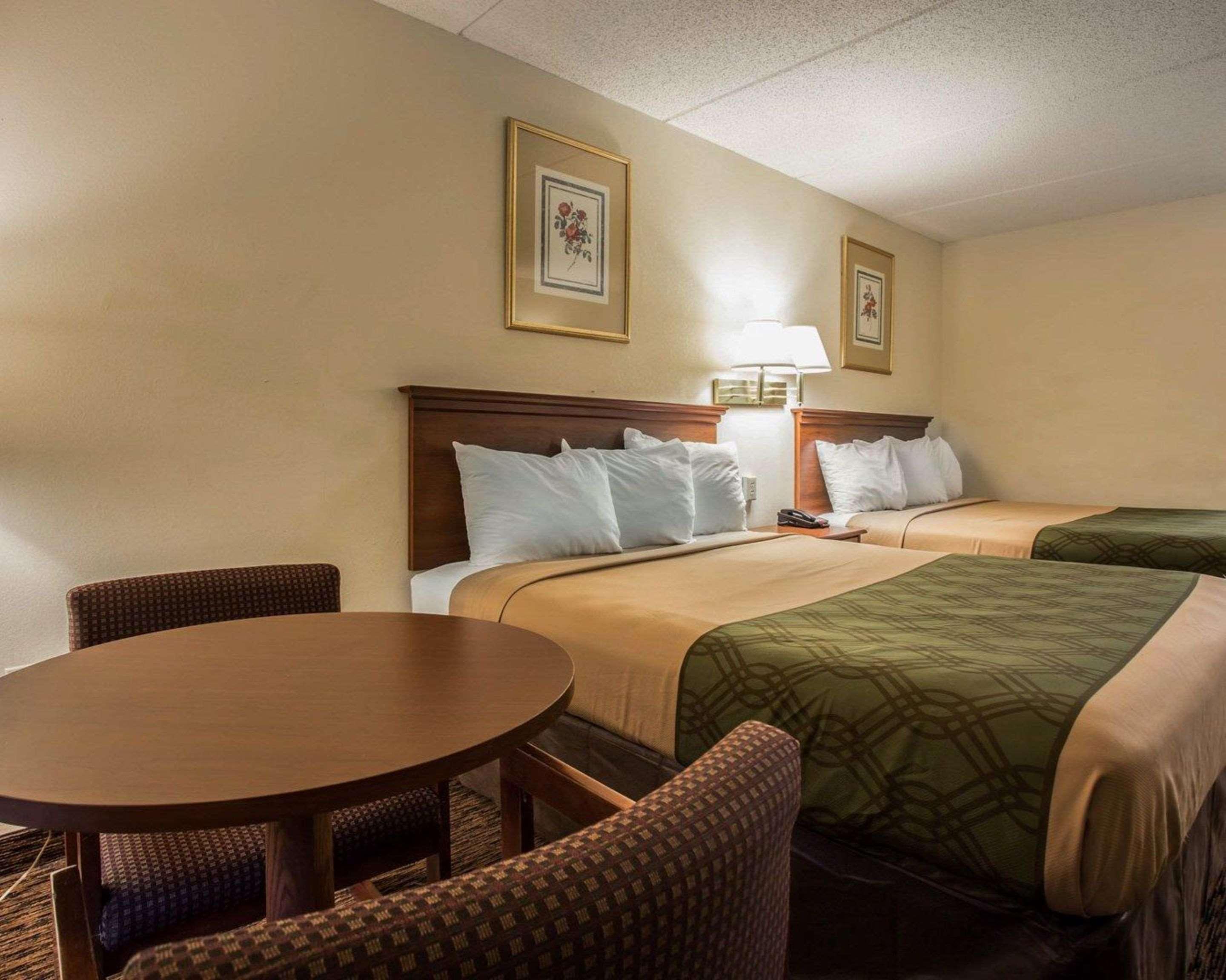 Econo Lodge Inn & Suites Lugoff Eksteriør billede