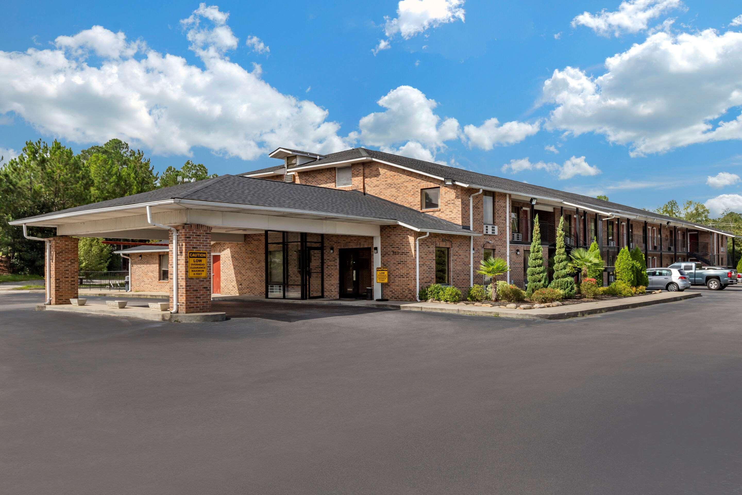 Econo Lodge Inn & Suites Lugoff Eksteriør billede