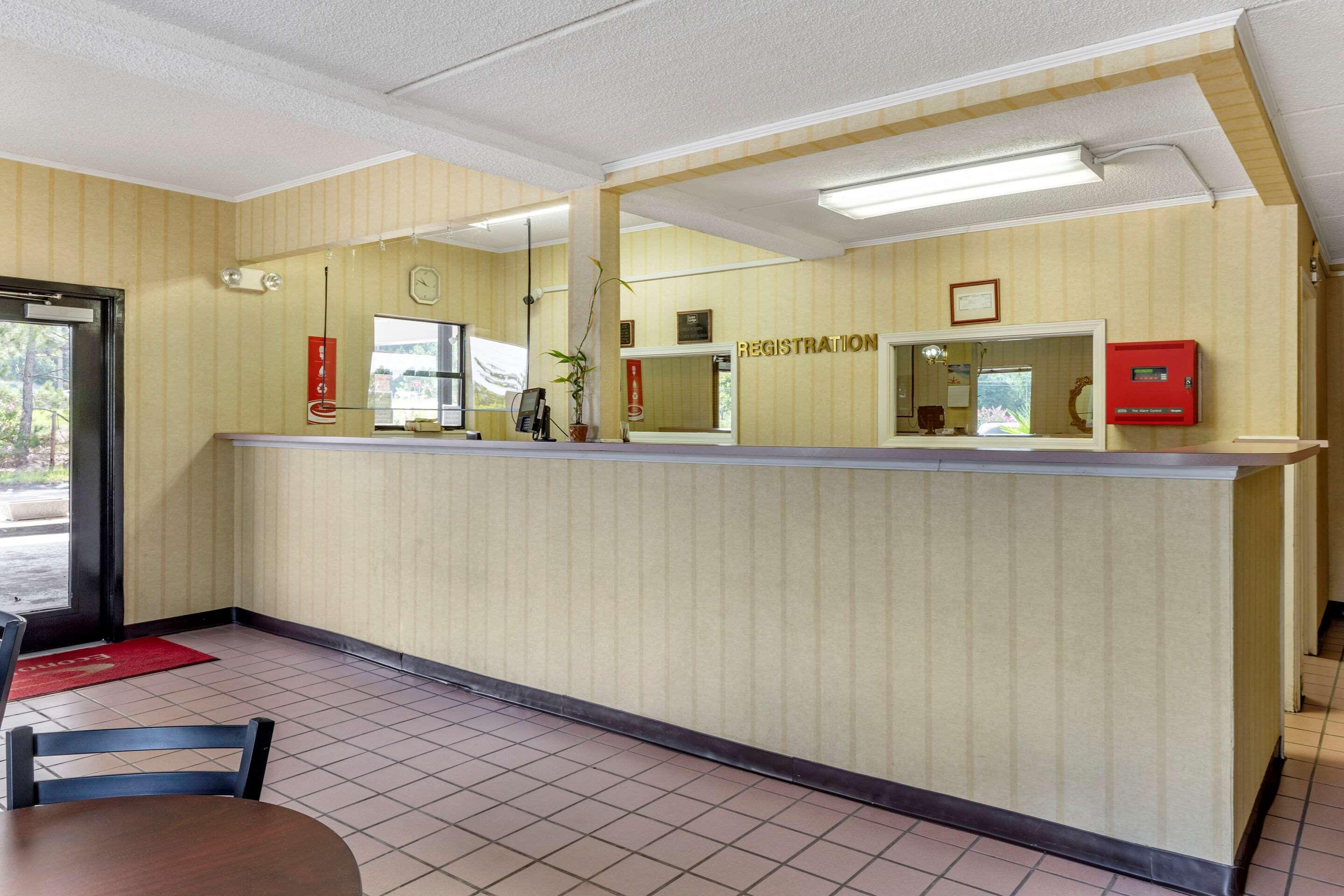 Econo Lodge Inn & Suites Lugoff Eksteriør billede
