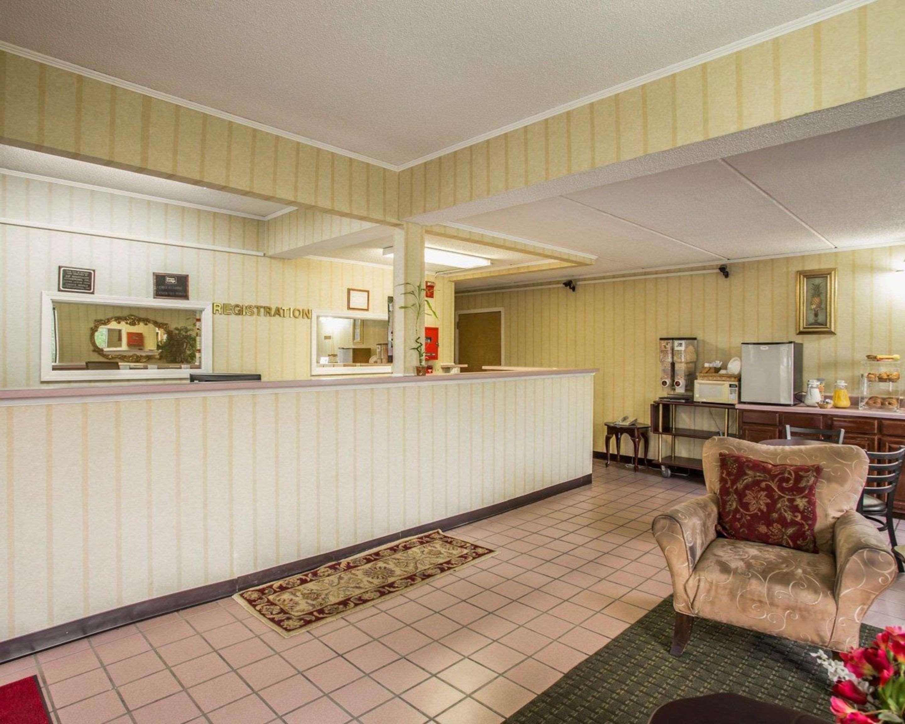 Econo Lodge Inn & Suites Lugoff Eksteriør billede