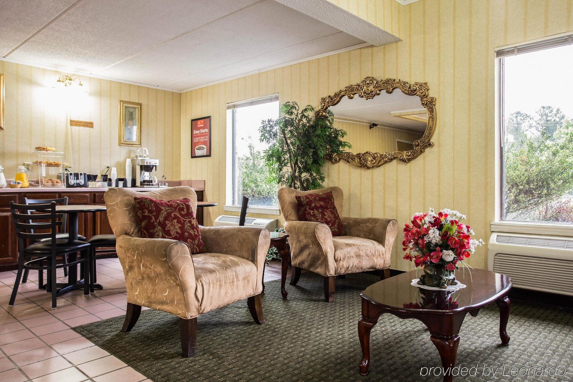 Econo Lodge Inn & Suites Lugoff Eksteriør billede