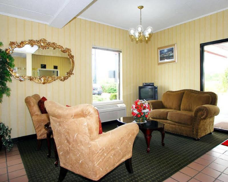 Econo Lodge Inn & Suites Lugoff Eksteriør billede
